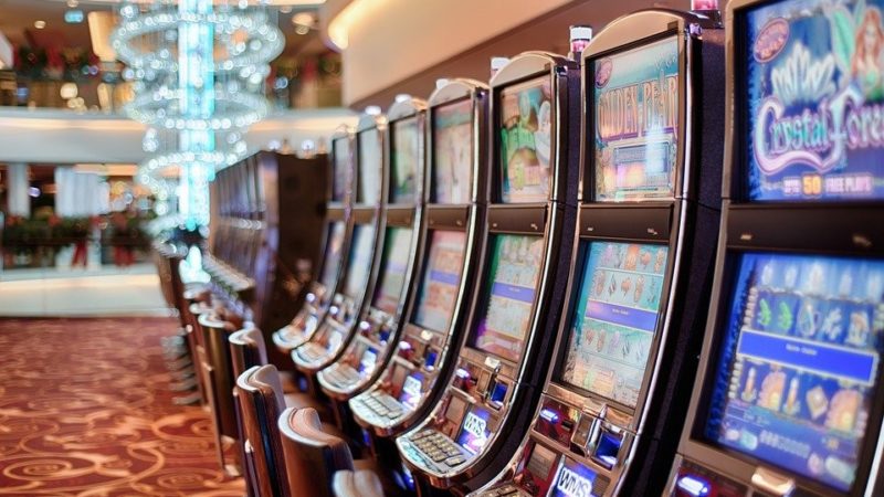 ¿Por qué los aficionados a las apuestas deportivas y los deportes electrónicos juegan en el casino online?