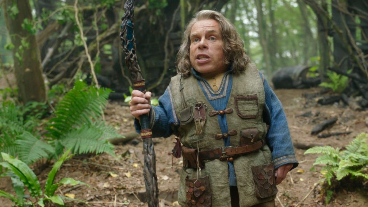 Así que mira Willow en línea y transmite la secuela de Warwick Davis donde estés