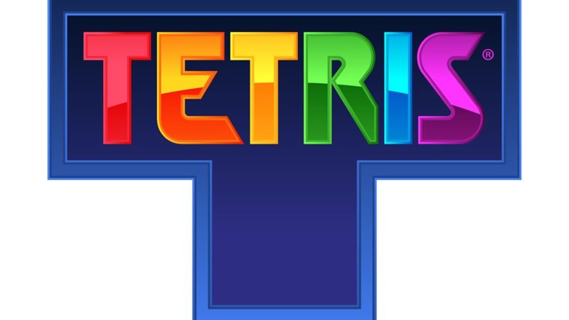 Presentador que menospreció a niño de 13 años por ganarle al Tetris arremetió en Twitter