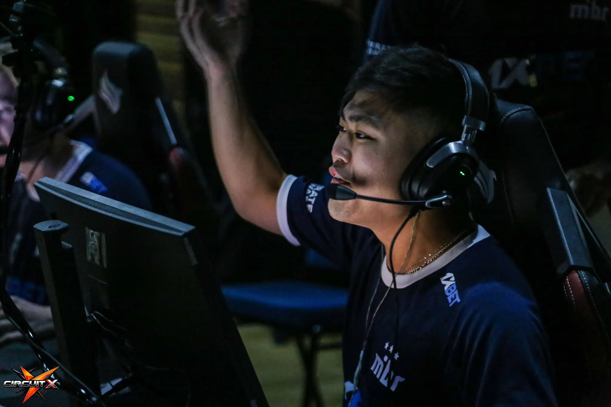 MIBR celebra su primer trofeo con la nueva alineación – victoria contundente de 3:0 en la final.